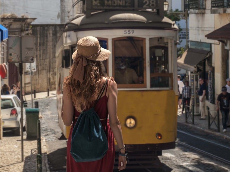 Tour Lisboa a Pie - Visita Guiada con Pastel de Nata, Tapa y Vino